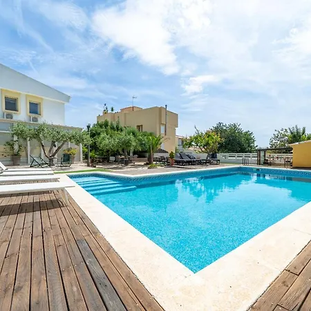 Hauzify I Del Castell Villa
